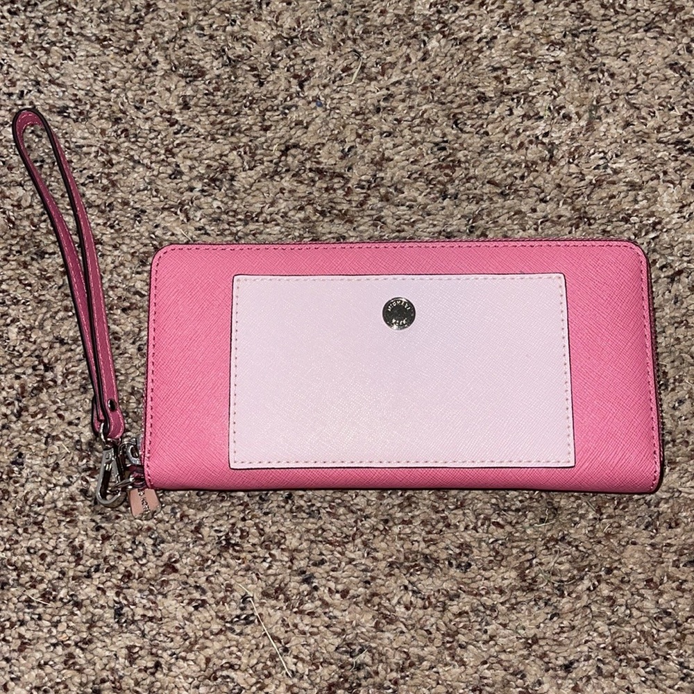 Micheal Kors wallet